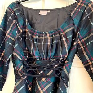 Eshakti size large 14 green Scottish plaid tartan dress with laced bodice
